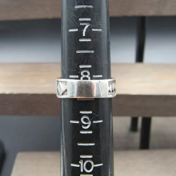 Size 8.25 Sterling Silver Worn Rustic Odd Shapes Band Ring Vintage - Picture 6 of 8